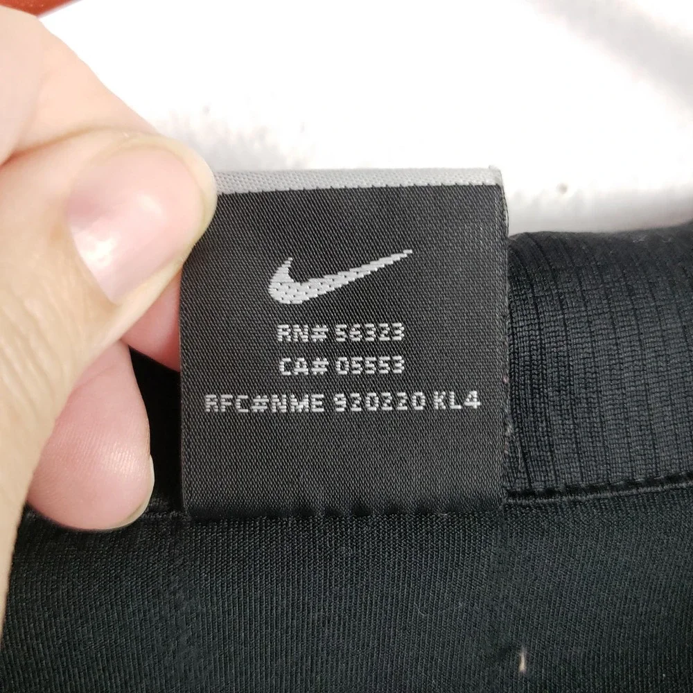 Nike Men's XL Classic Athletic Polo Shirt Solid Black‎ White Swoosh Sphere Dry